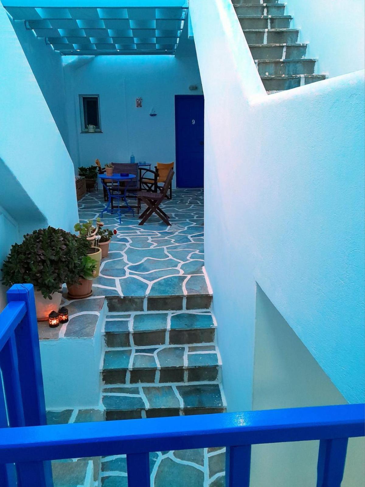 Martinos Studios, Merihas Port Kythnos Luaran gambar